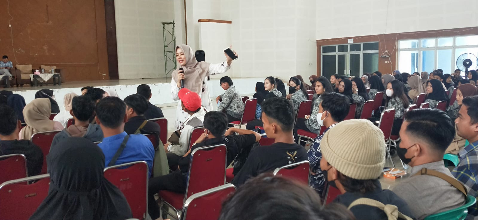 Cegah Pengangguran, DPMPTK Bateng Gelar Seminar Karir Diikuti 300 Peserta